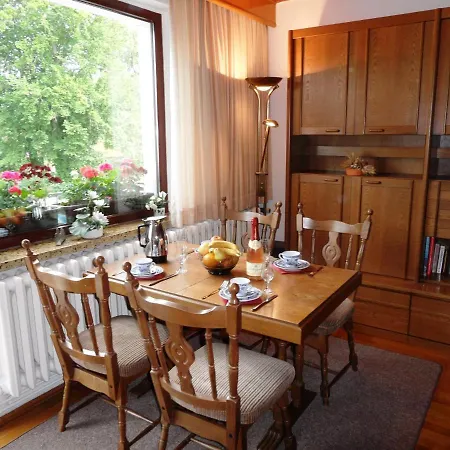 Froehling - 90 M Zum Apartmán