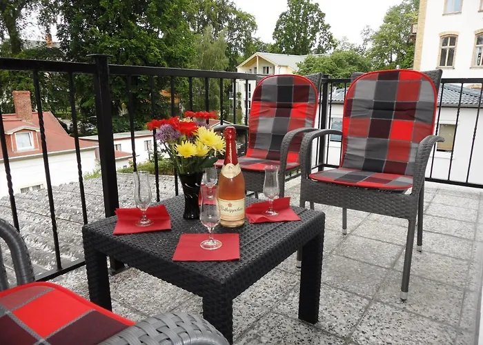 Froehling - 90 M Zum ゼーバート・ヘリングスドルフ