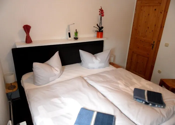 Froehling - 90 M Zum ゼーバート・ヘリングスドルフ