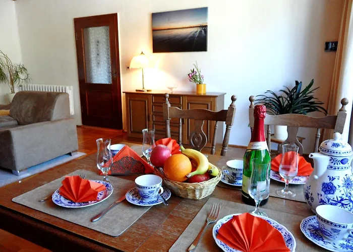 Froehling - 90 M Zum * ゼーバート・ヘリングスドルフ